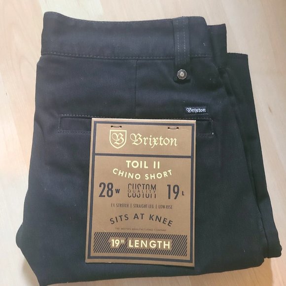 NWT Men's Brixton Chino Short in Black - Size 28 - Picture 1 of 4